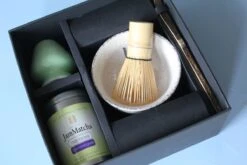 Premium Matcha Set - 5 Delige Matcha Cadeauset - Bamboo Klopper - Met Instructies - 100 Gram Matcha