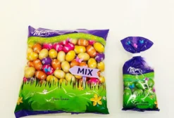 Milka Chocolade Paaseitjes Mix 5 Smaken - 1kg + Gratis Zakje Van 100g Cadeau