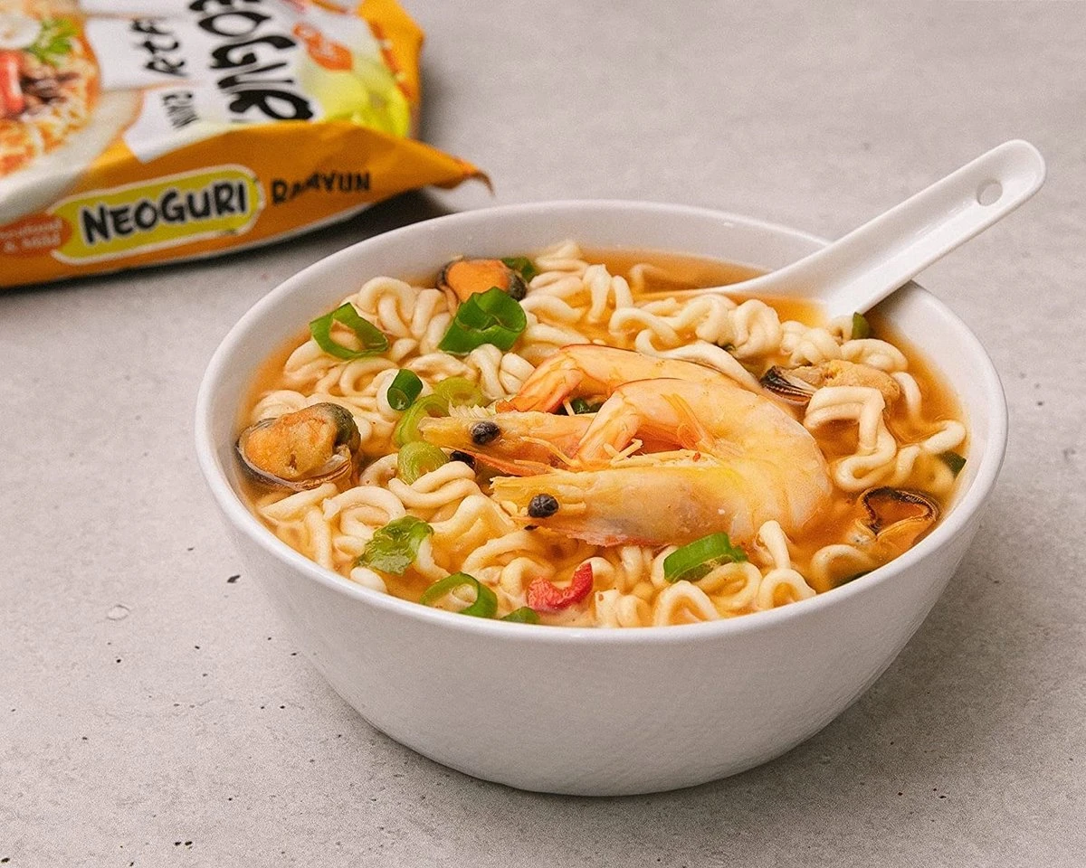 Snoep En Snack Verrassingspakket - Marshmallow Mochi - Japanse Kitkat Chocolade - Cadeaupakket - Asian Candy Snack Box- Moederdag Verjaardag Cadeau Gift (+25 Stuks) - Afbeelding 10